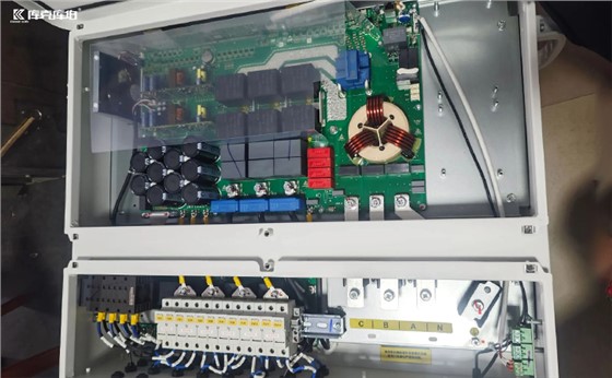 光伏储能逆变器