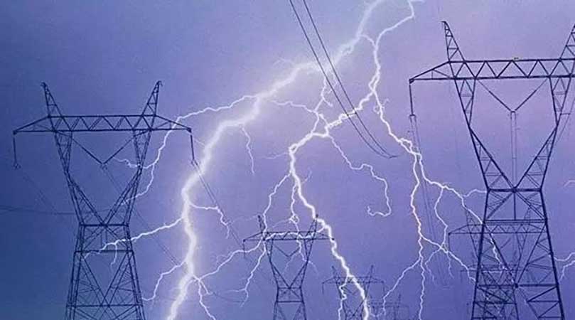 电网存在谐波污染的情况下对电力电容器的影响1