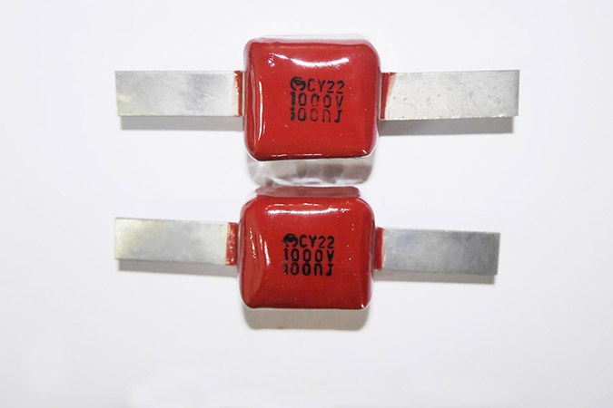 分析电力电容器的使用与选择受什么限制1