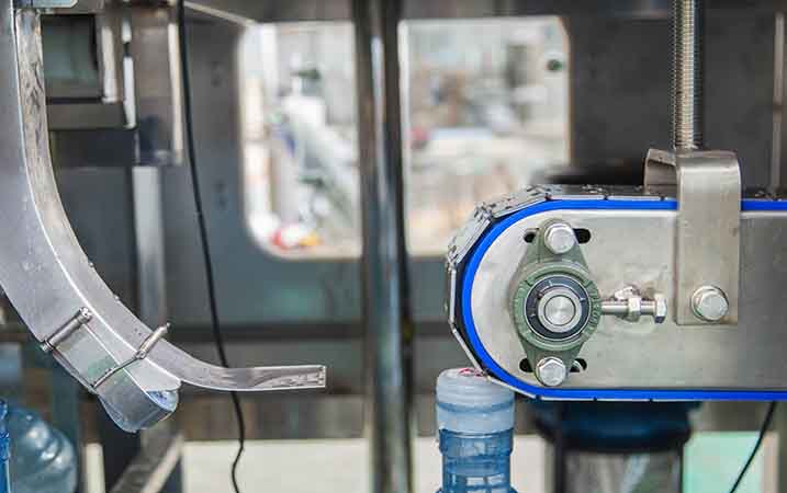 桶装水灌装机如何使用无功补偿电容器补偿无功1