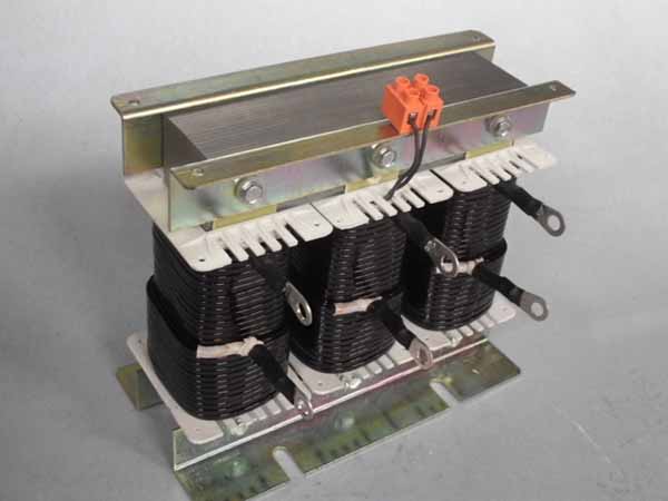 防爆电容器串联电抗器的原因以及优势 防爆电容器串联电抗器的原因以及优势