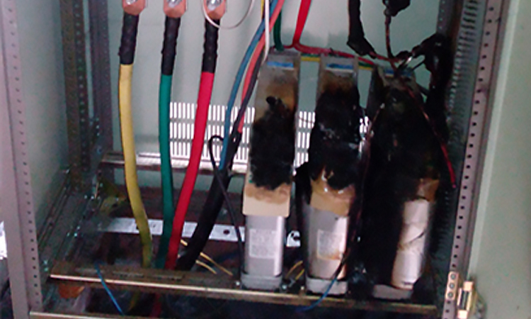 智能型电容器 智能型电容器