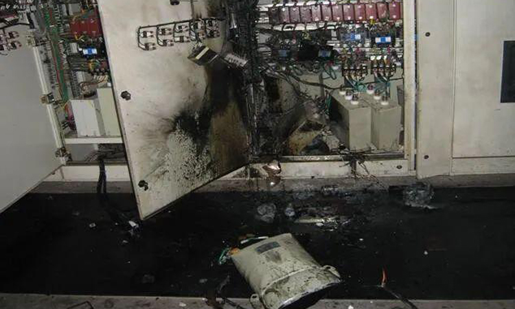 电力补偿电容器运行时的故障处理 电力补偿电容器运行时的故障处理