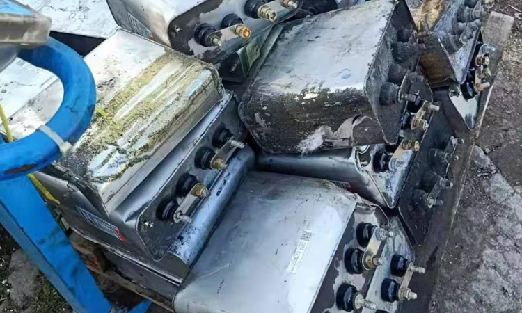 电力补偿电容器出现鼓包的几大原因 电力补偿电容器出现鼓包的几大原因