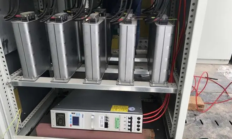电力电容器组和有源电力滤波器混合补偿