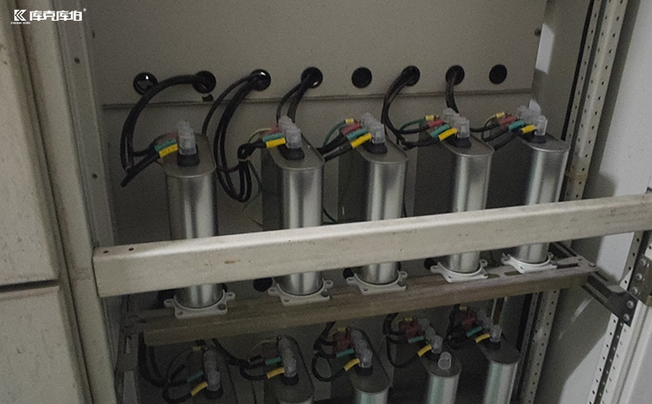 电力补偿电容器