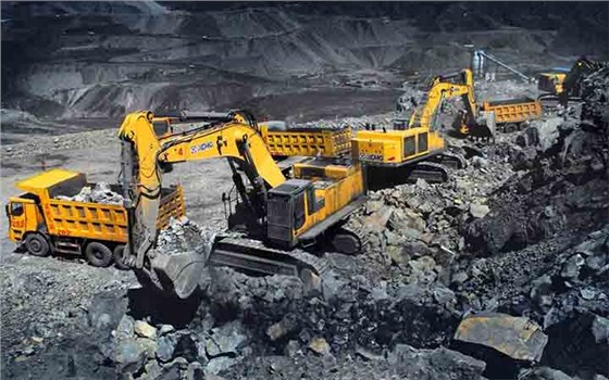 矿山作业采矿机械